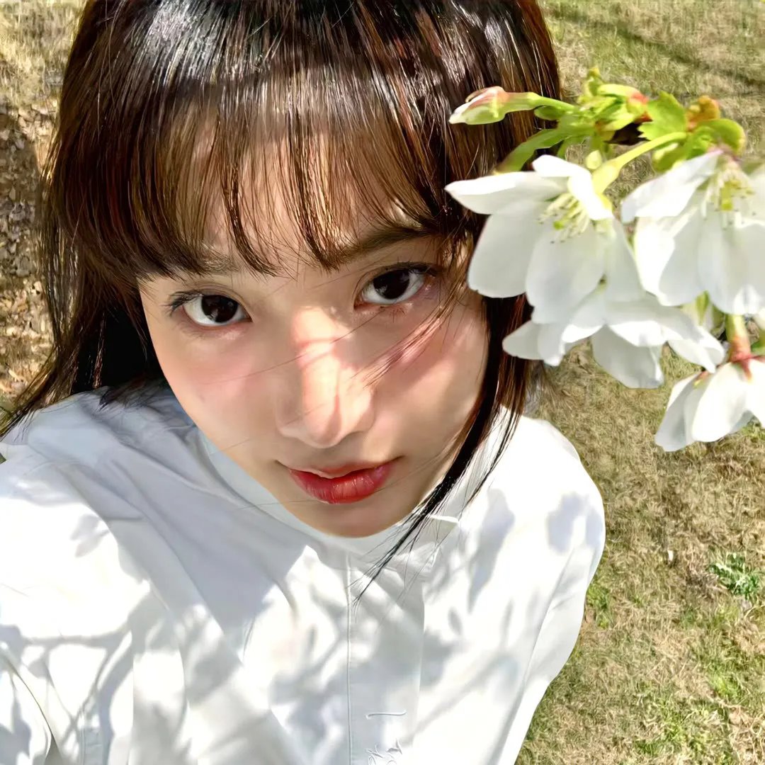 神秘裸女